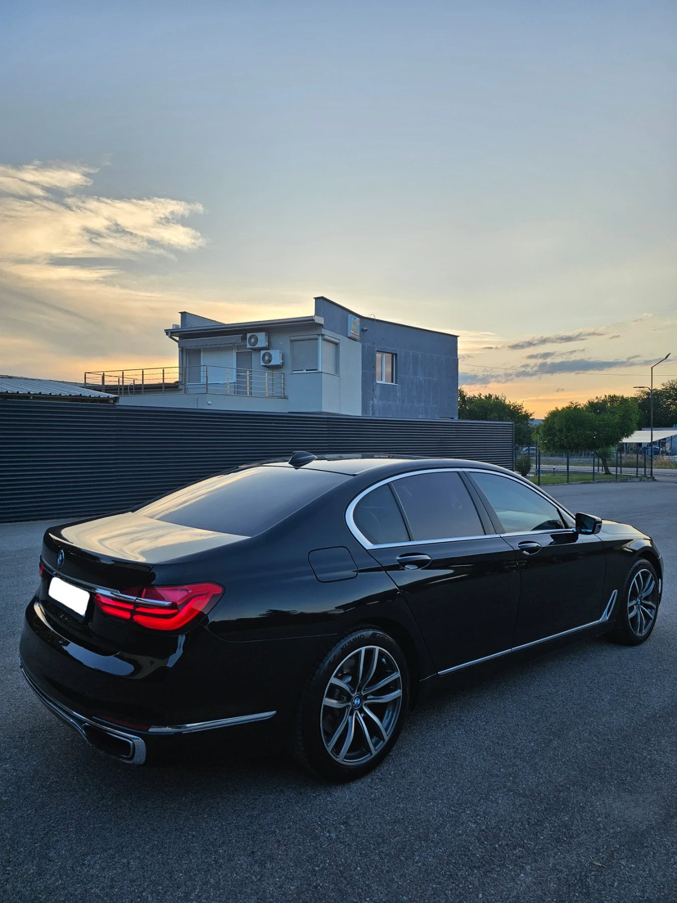 BMW 730 D | Xdrive | 3xTV | Massage | Head up | FULL LED | | Mobile.bg � ����������� 8