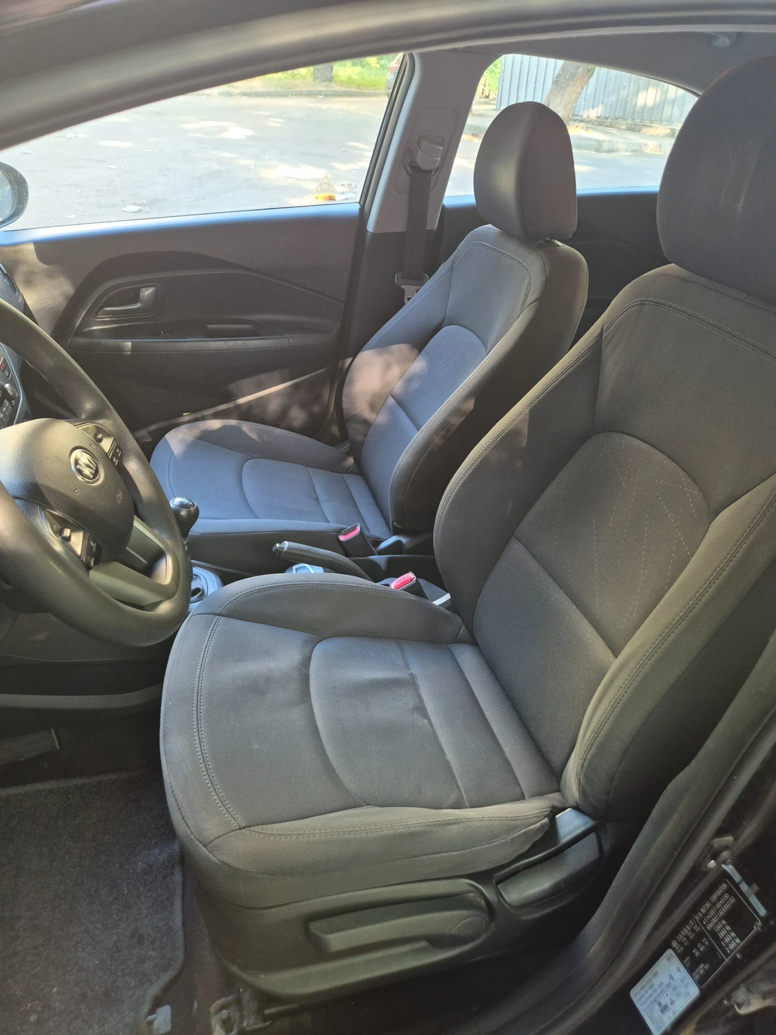 Kia Rio 1, 2 GAZ-BENZIN, снимка 12 - Автомобили и джипове - 55563433