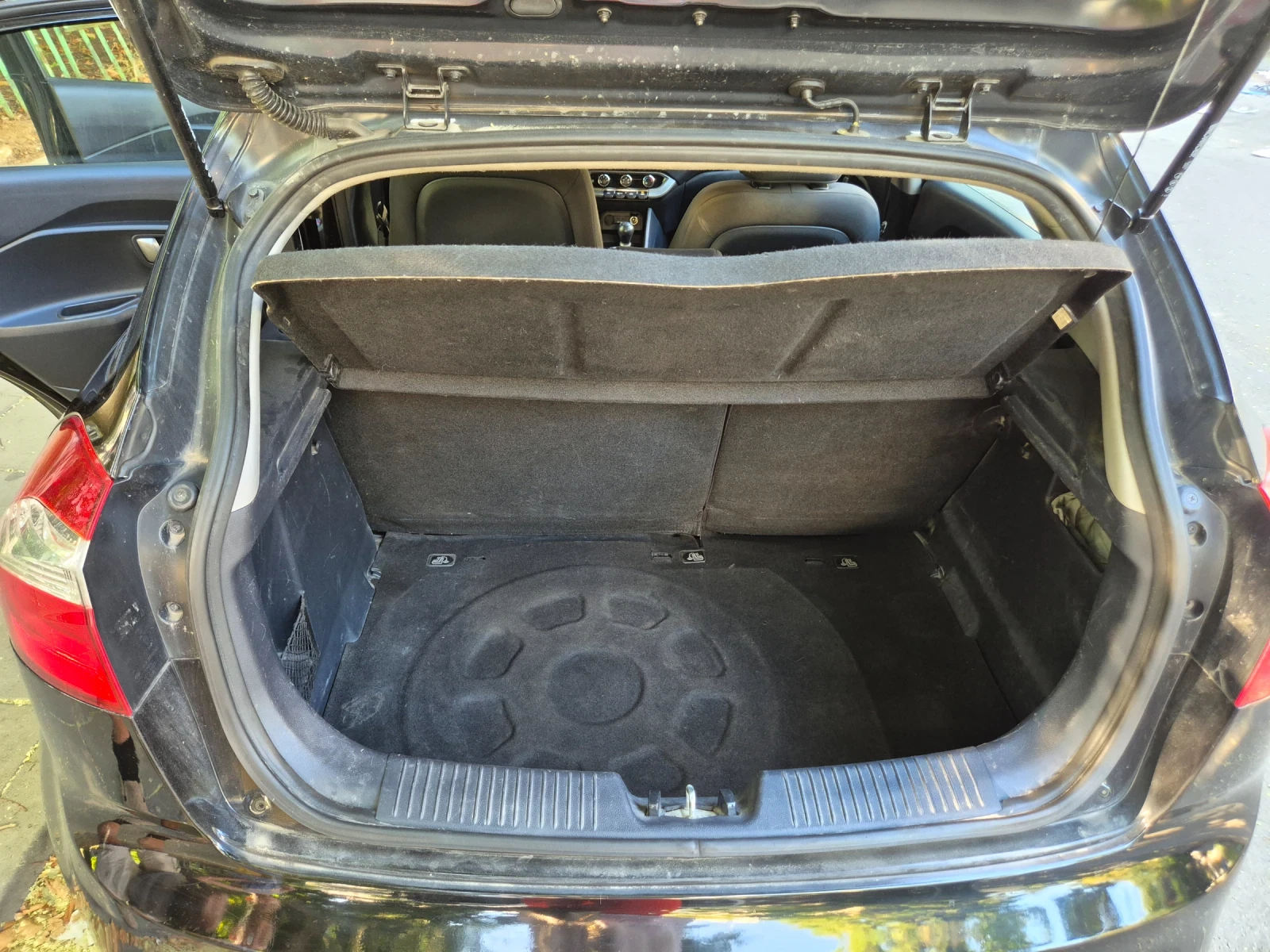 Kia Rio 1, 2 GAZ-BENZIN, снимка 13 - Автомобили и джипове - 55563433