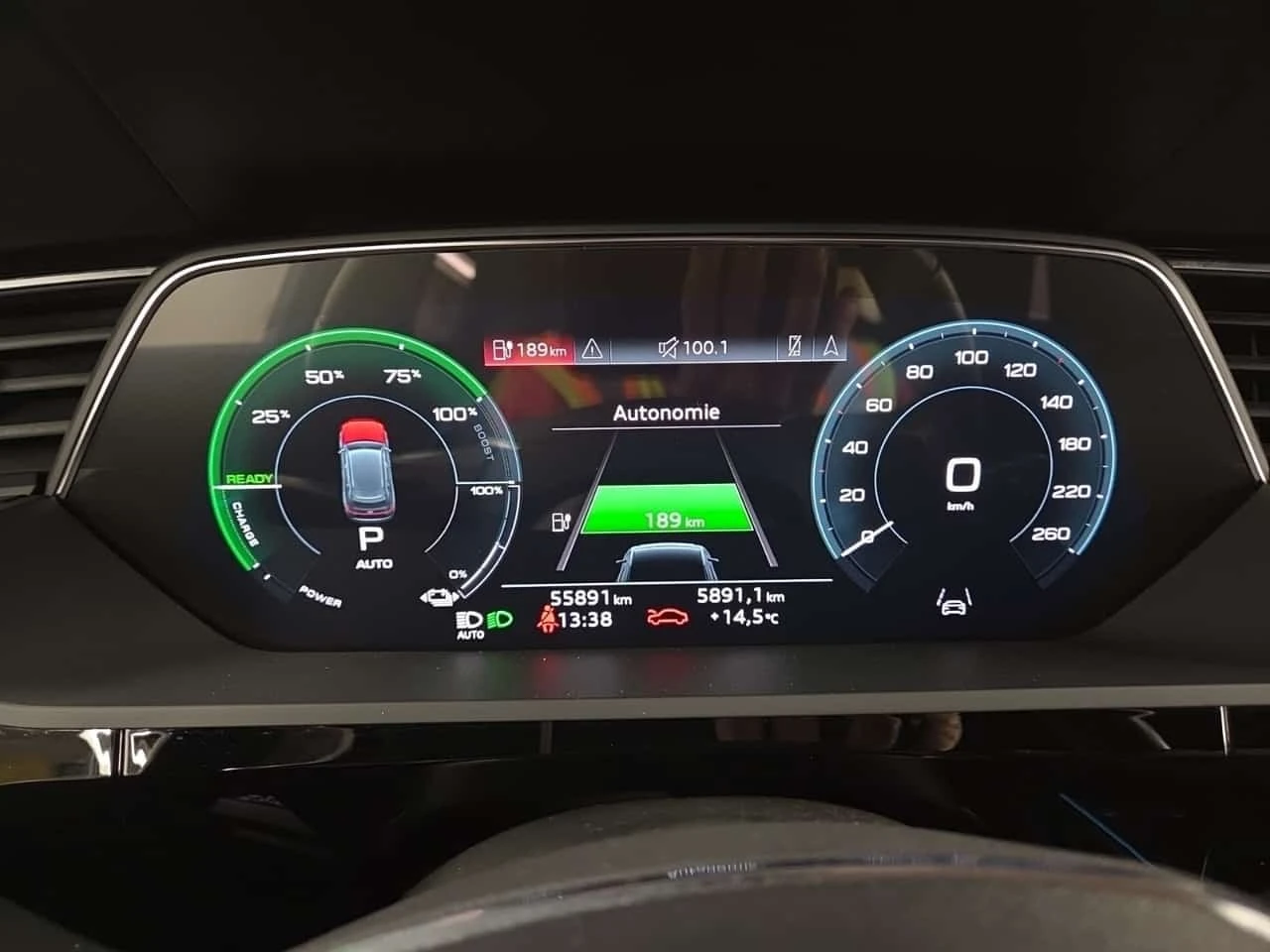Audi E-Tron  TECHNIK / 360 / Distronic /B&O/Carfax  | Mobile.bg � ����������� 9