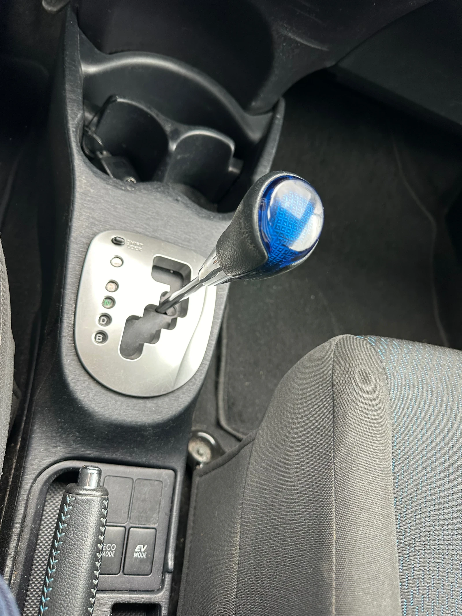 Toyota Yaris 1.5 I HYBRID | Mobile.bg � ����������� 12
