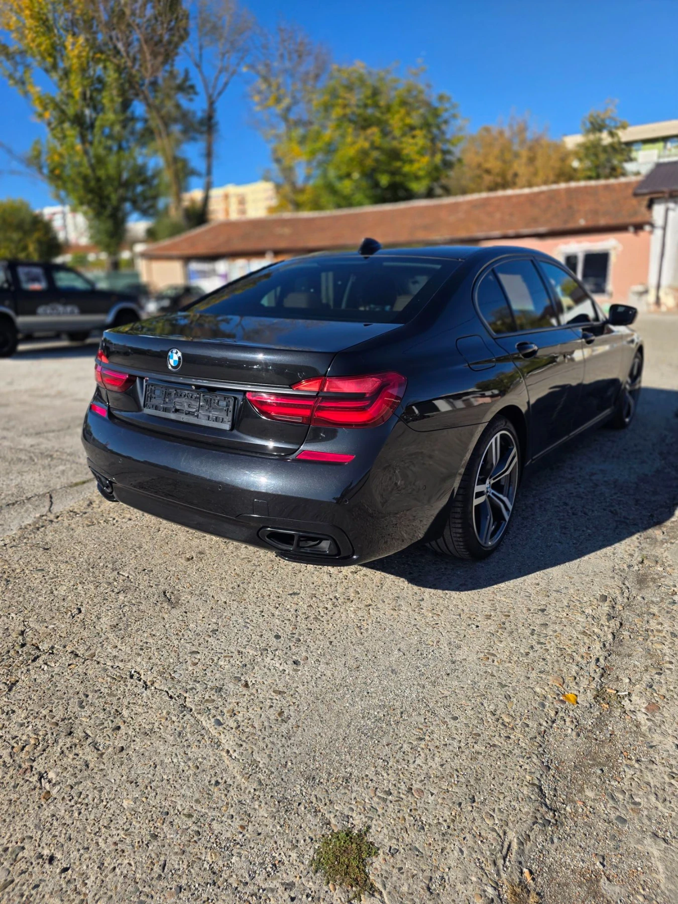 BMW 730 3.0d M-pacet ЛИЗИНГ, снимка 2 - Автомобили и джипове - 56651024