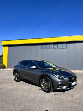  Infiniti Q30