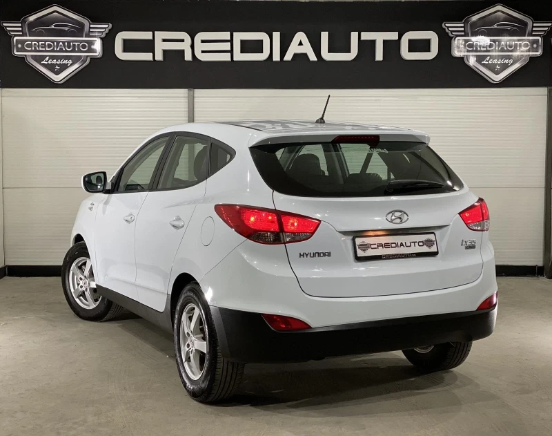 Hyundai IX35 1.7D, снимка 6 - Автомобили и джипове - 47779343