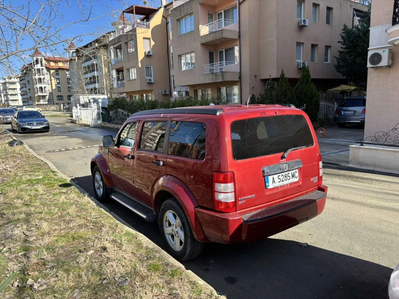 Dodge Nitro, снимка 4 - Автомобили и джипове - 48878202