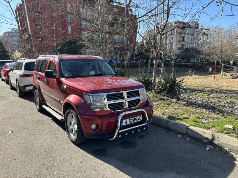 Dodge Nitro, снимка 2 - Автомобили и джипове - 48878202