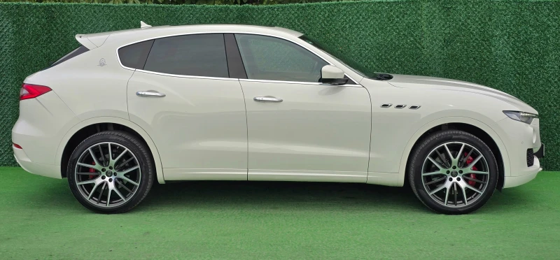 Maserati Levante 3.0Bi-Turbo* 430кс* 4x4* 96000км* FULL, снимка 4 - Автомобили и джипове - 51058825