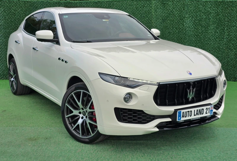 Maserati Levante 3.0Bi-Turbo* 430кс* 4x4* 96000км* FULL, снимка 3 - Автомобили и джипове - 51058825
