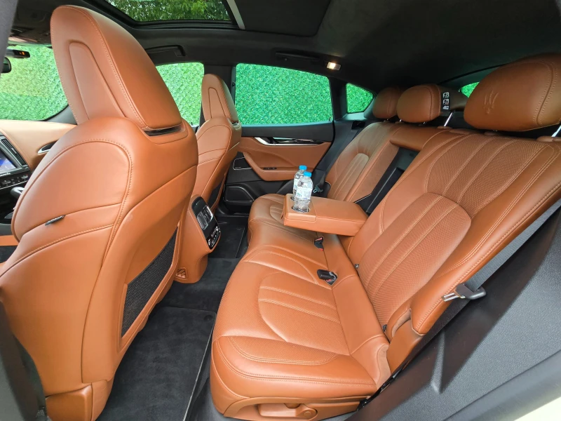 Maserati Levante 3.0Bi-Turbo* 430кс* 4x4* 96000км* FULL, снимка 10 - Автомобили и джипове - 51058825