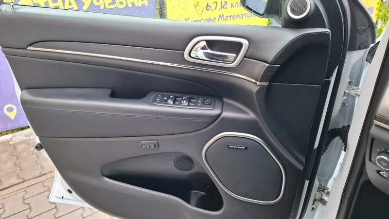 Jeep Grand cherokee 3.6 V6 + Каско, снимка 9 - Автомобили и джипове - 51945641