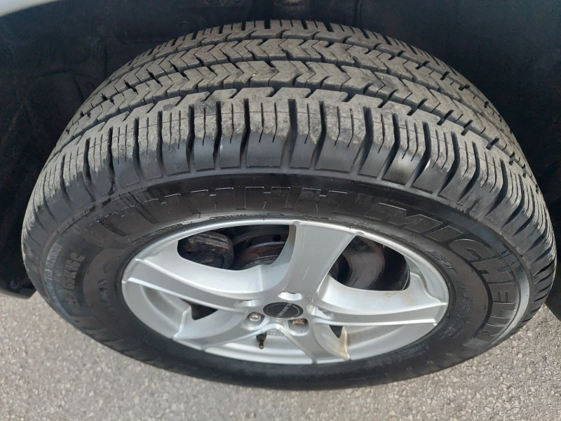 Mitsubishi Outlander ГАЗ-БЕНЗИН.4х4.ТОП СЪСТОЯНИЕ, снимка 16 - Автомобили и джипове - 53113137