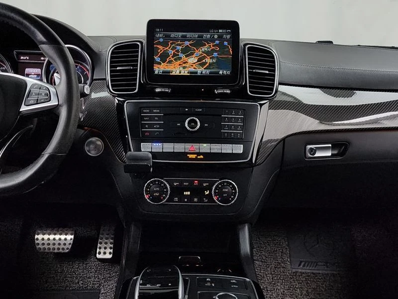 Mercedes-Benz GLE 4MATIC* HARMAN KARDON* DISTRONIC* 360* TV* PANO* , снимка 12 - Автомобили и джипове - 55336441