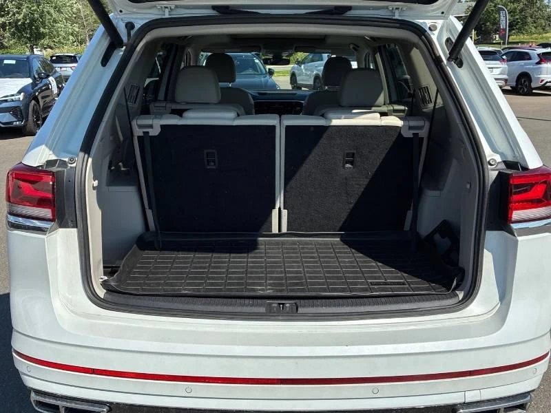 VW Atlas * Execline * 7 МЕСТЕН * ДИСТРОНИК * ОБДУХВАНЕ, снимка 16 - Автомобили и джипове - 55651842