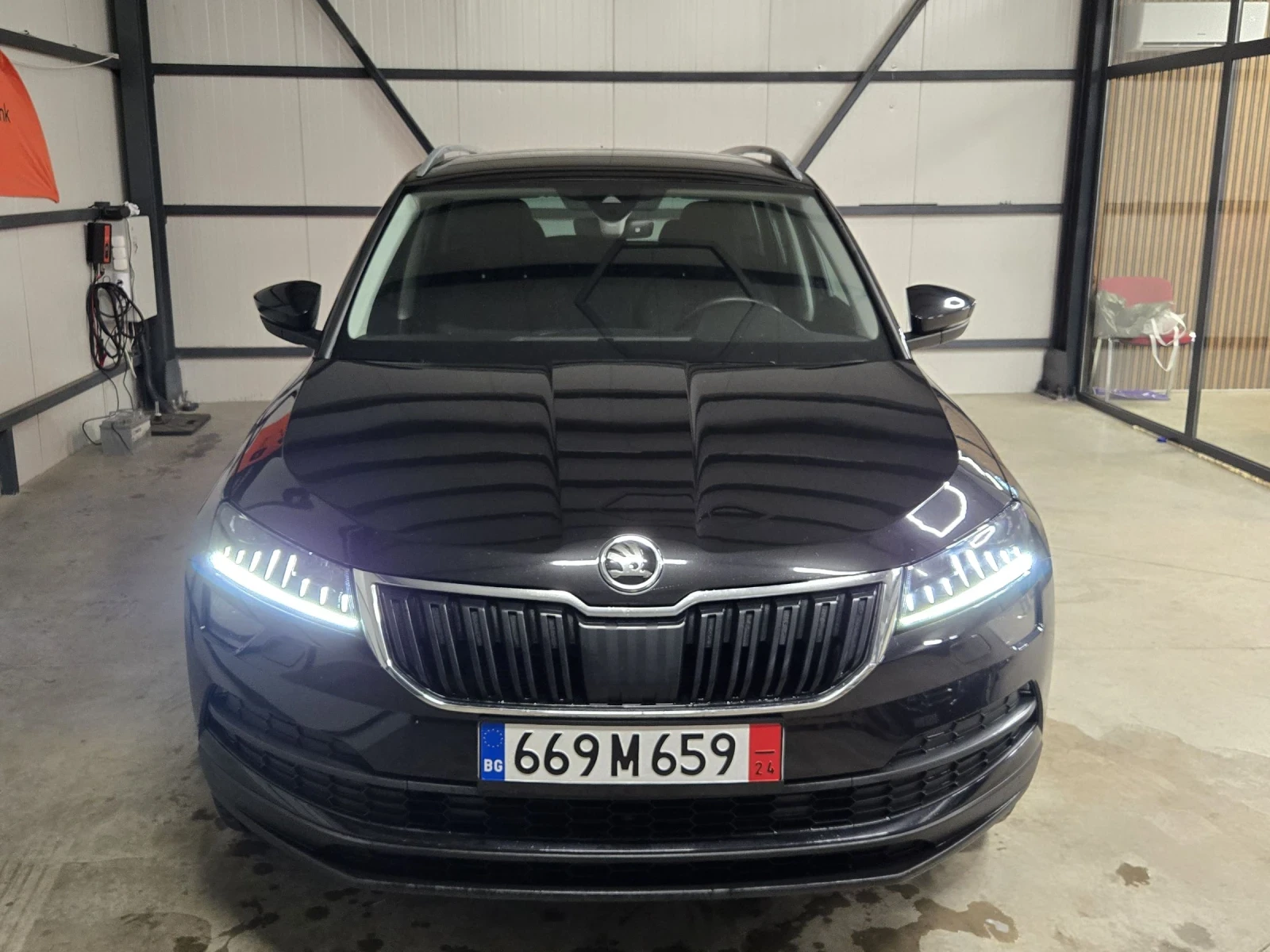 Skoda Karoq TDI / DSG / EU6 / LED / NAVI - изображение 2