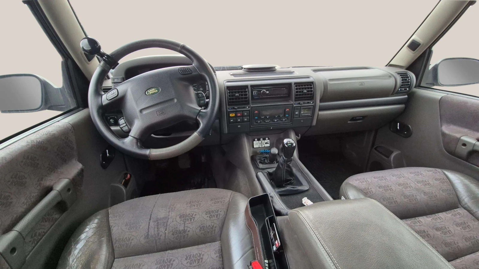 Land Rover Discovery 2.4 D - изображение 9