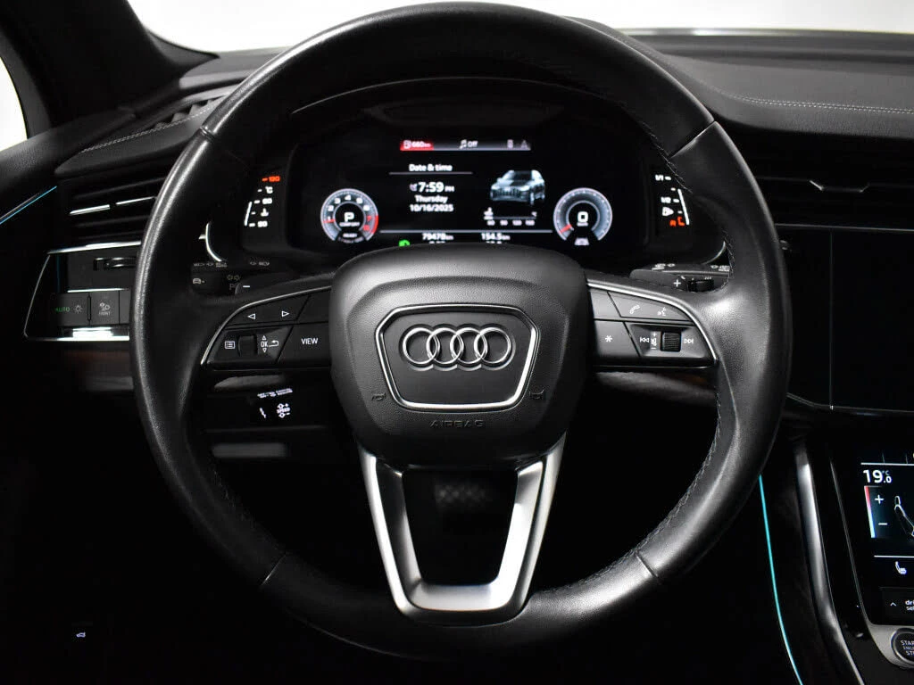 Audi Q7 * АВТО КРЕДИТ* ЦЕНА ДО БГ * СЕРВИЗНА ИСТОРИЯ *  - изображение 10