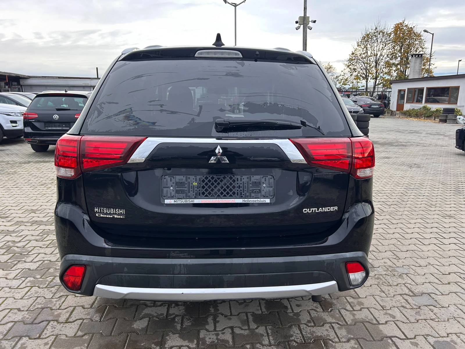 Mitsubishi Outlander 2.2DI-D NAVI/KAMERA EURO 6 - изображение 7