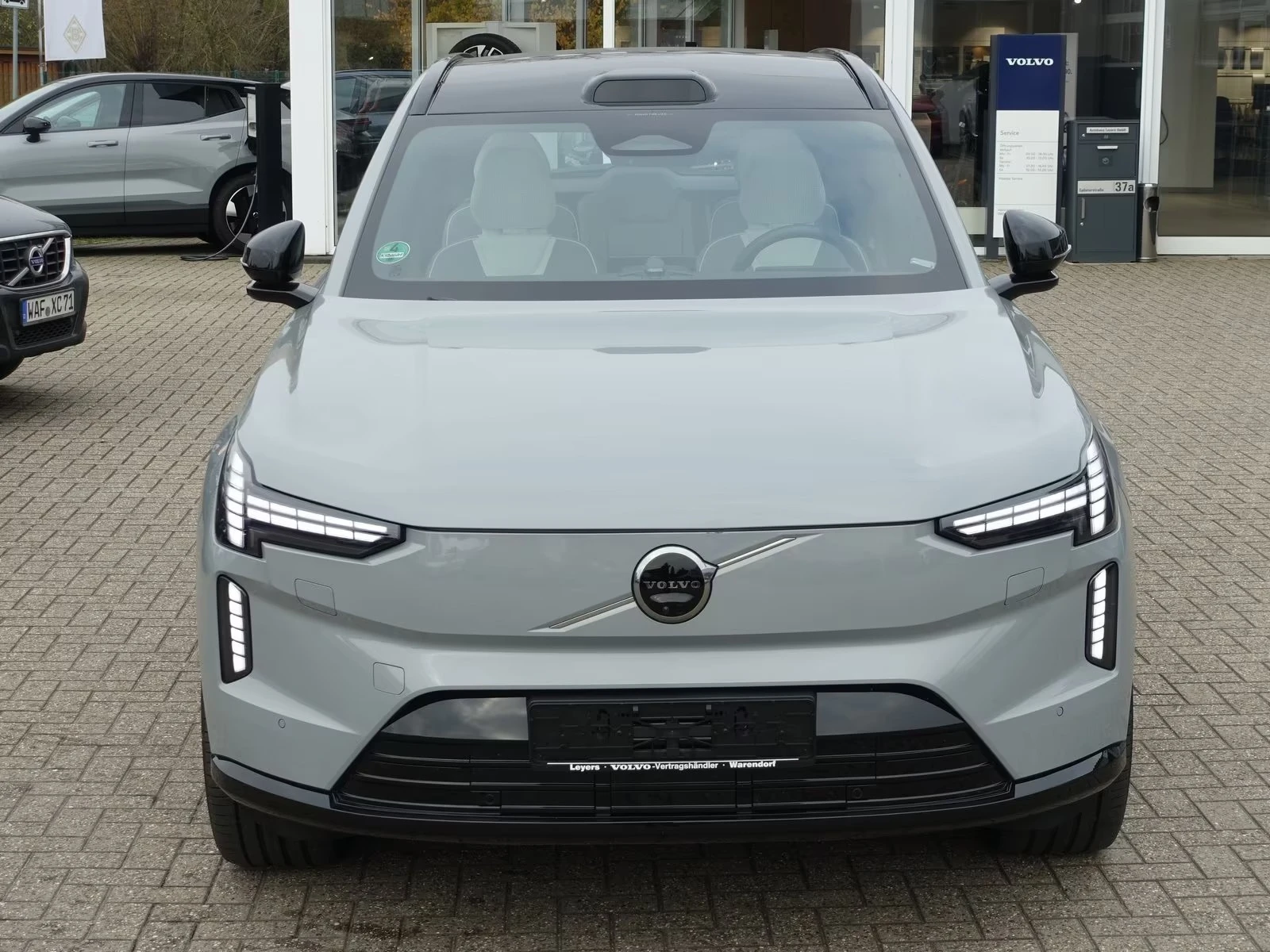 Volvo EX90 Ultra Twin Motors Performance B&W - изображение 5