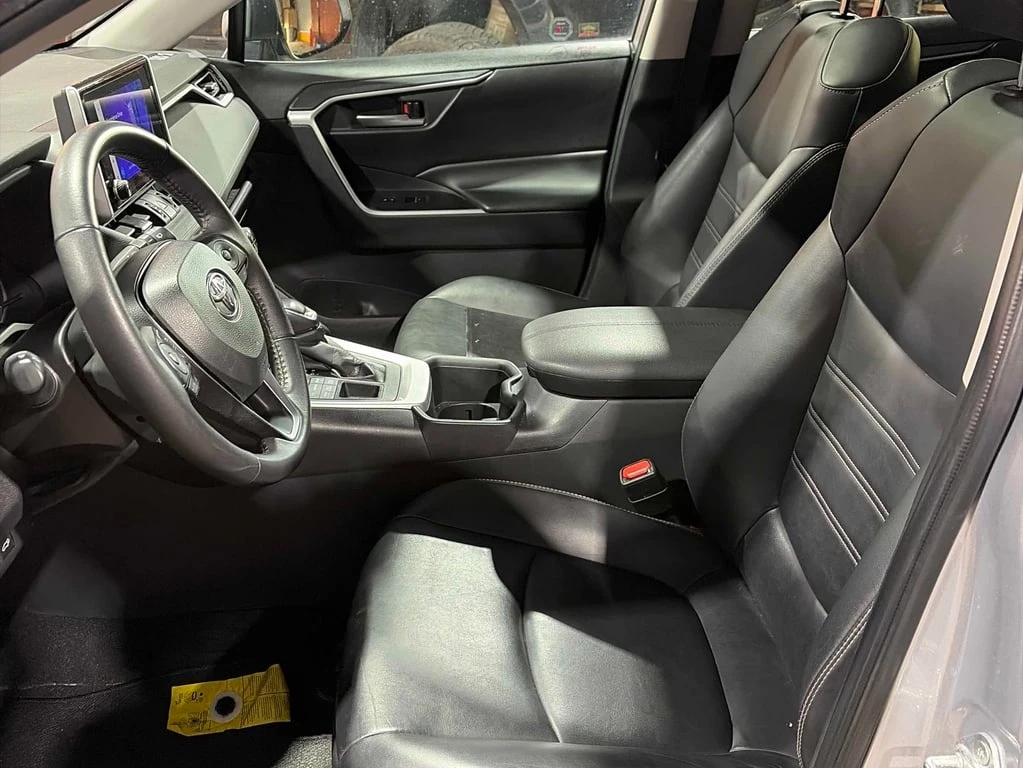 Toyota Rav4 * XLE AWD * CARFAX * ЦЕНА ДО БГ - изображение 10