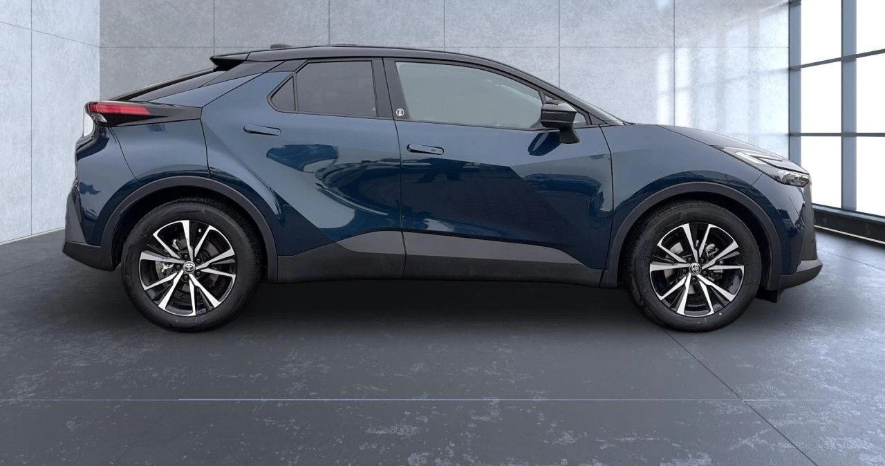 Toyota C-HR 2.0* TEAM-D* CAM* KEYLESS* DISTR*  - изображение 4