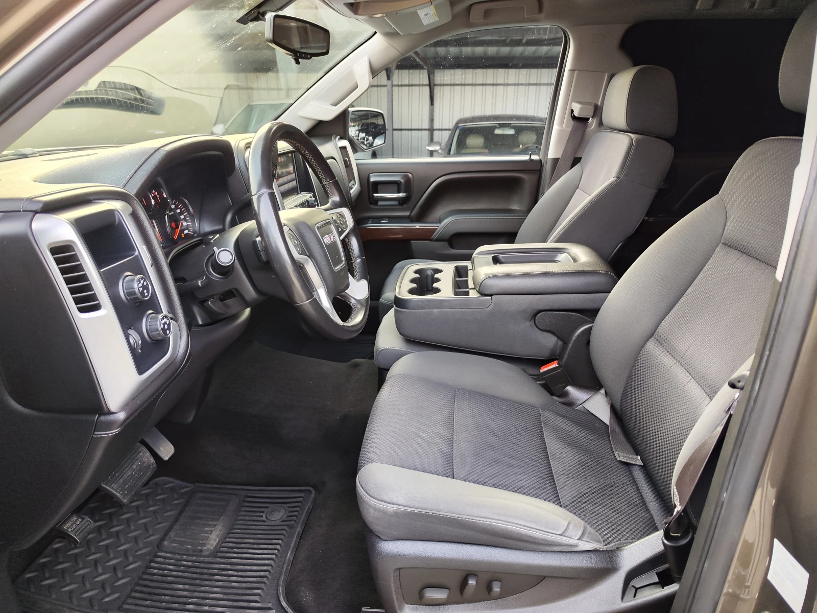 Gmc Sierra 5.3* FACE* CAMERA* LEDD* LIZING, снимка 5 - Автомобили и джипове - 53713742