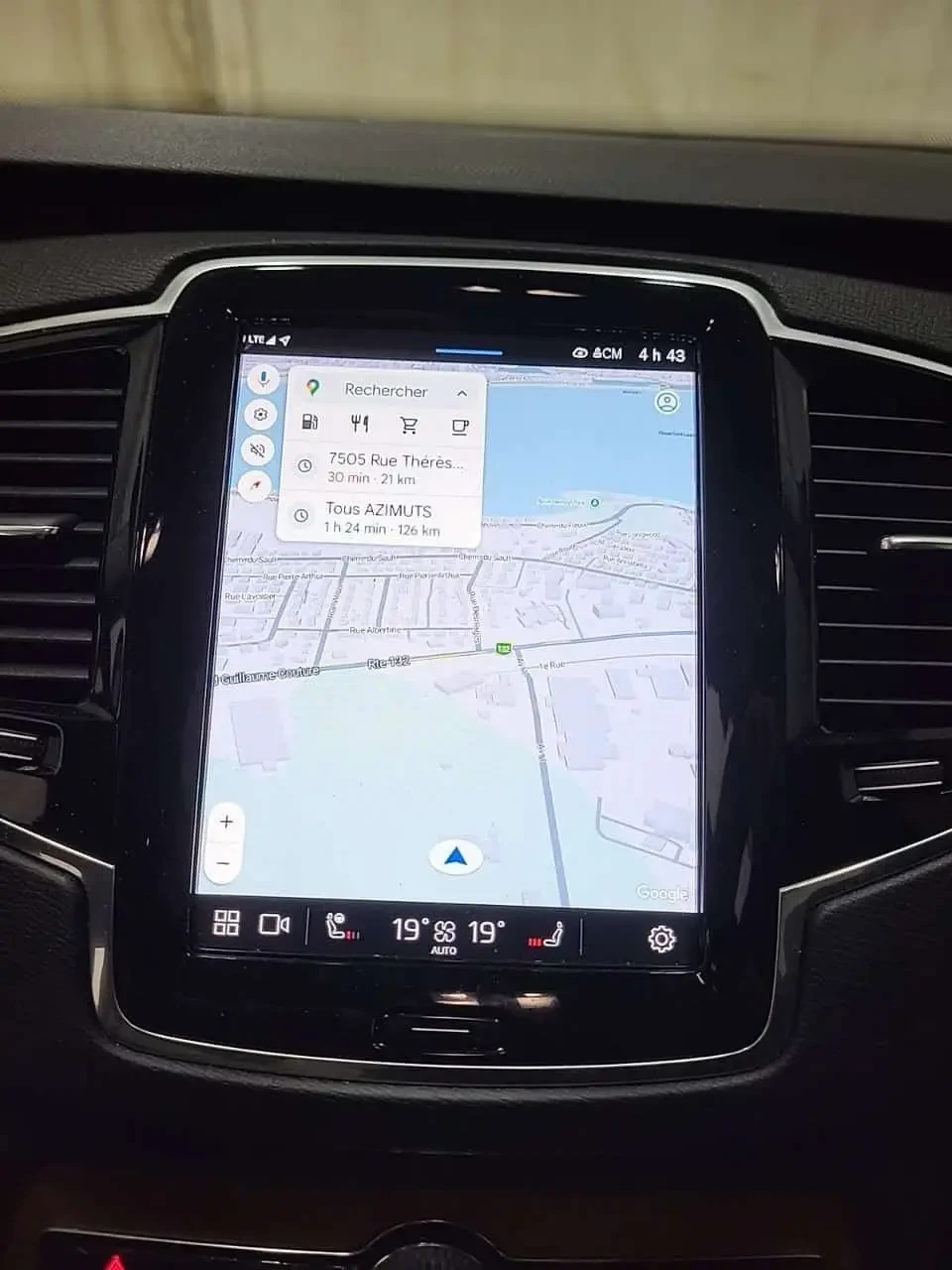 Volvo Xc90 * PLUS DARK THEME * CARFAX * Без инциденти * , снимка 9 - Автомобили и джипове - 53999117