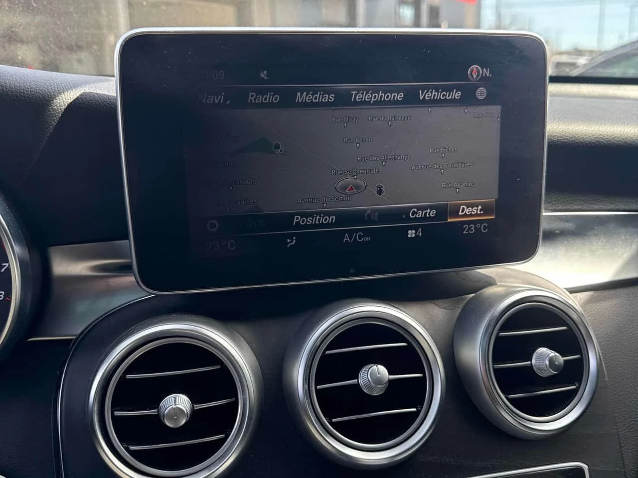 Mercedes-Benz GLC * 300 * PANO* KEYLESS* ПОДГРЕВ* , снимка 12 - Автомобили и джипове - 54347188