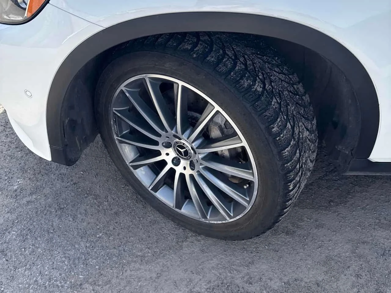 Mercedes-Benz GLC * 300 * PANO* KEYLESS* ПОДГРЕВ* , снимка 7 - Автомобили и джипове - 54347188