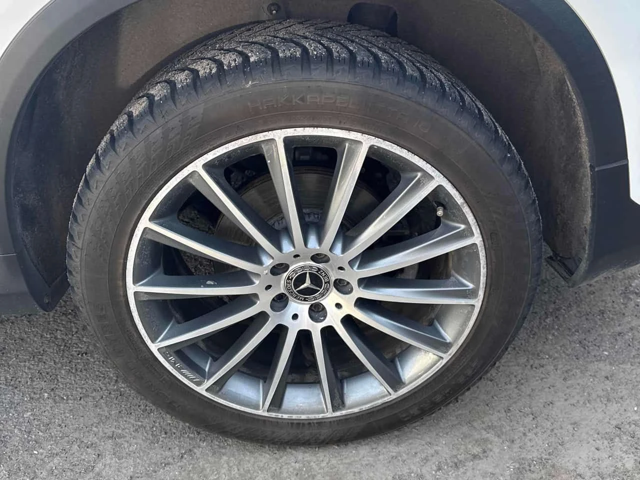 Mercedes-Benz GLC * 300 * PANO* KEYLESS* ПОДГРЕВ* , снимка 15 - Автомобили и джипове - 54347188