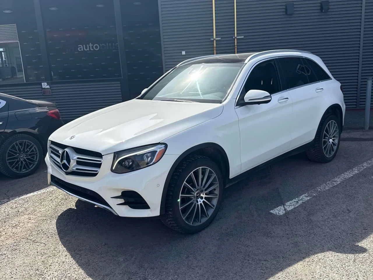 Mercedes-Benz GLC * 300 * PANO* KEYLESS* ПОДГРЕВ* 