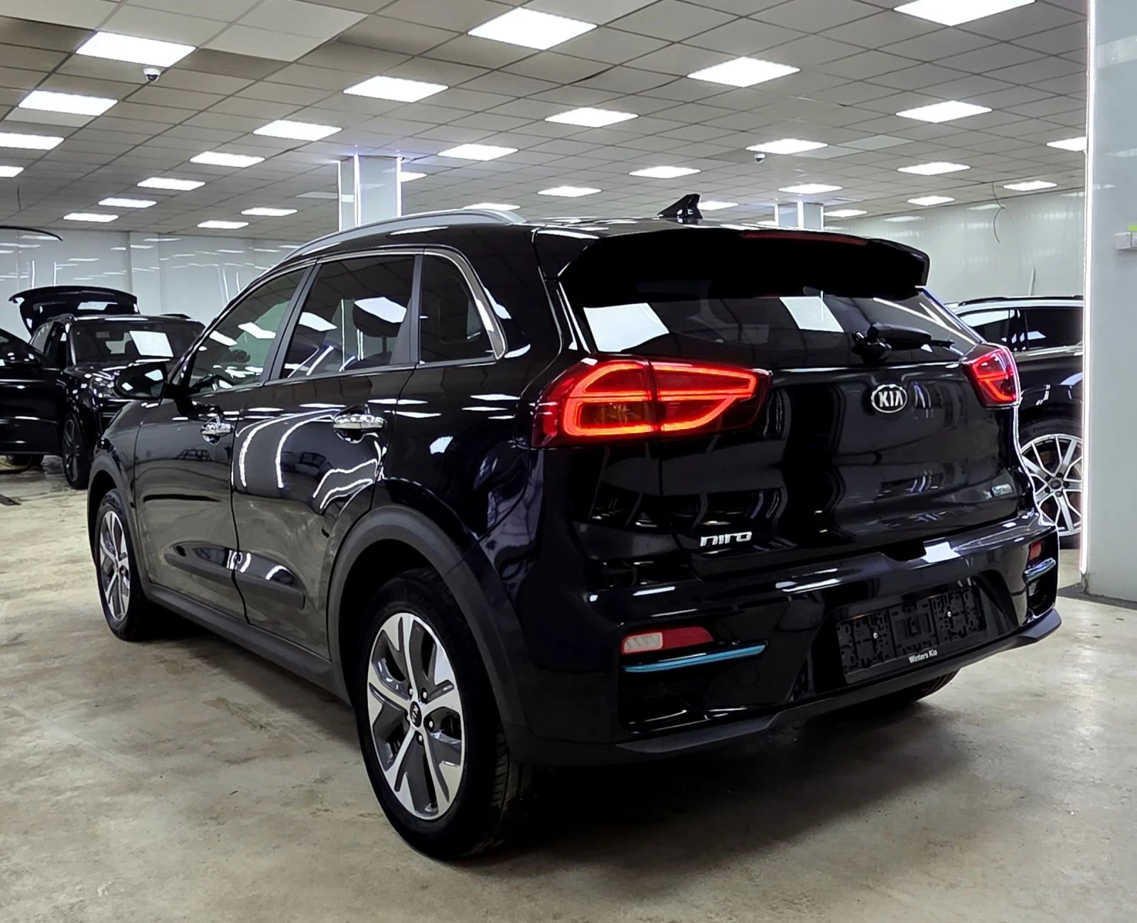 Kia Niro SOH100%В Гаранция, снимка 4 - Автомобили и джипове - 55317022