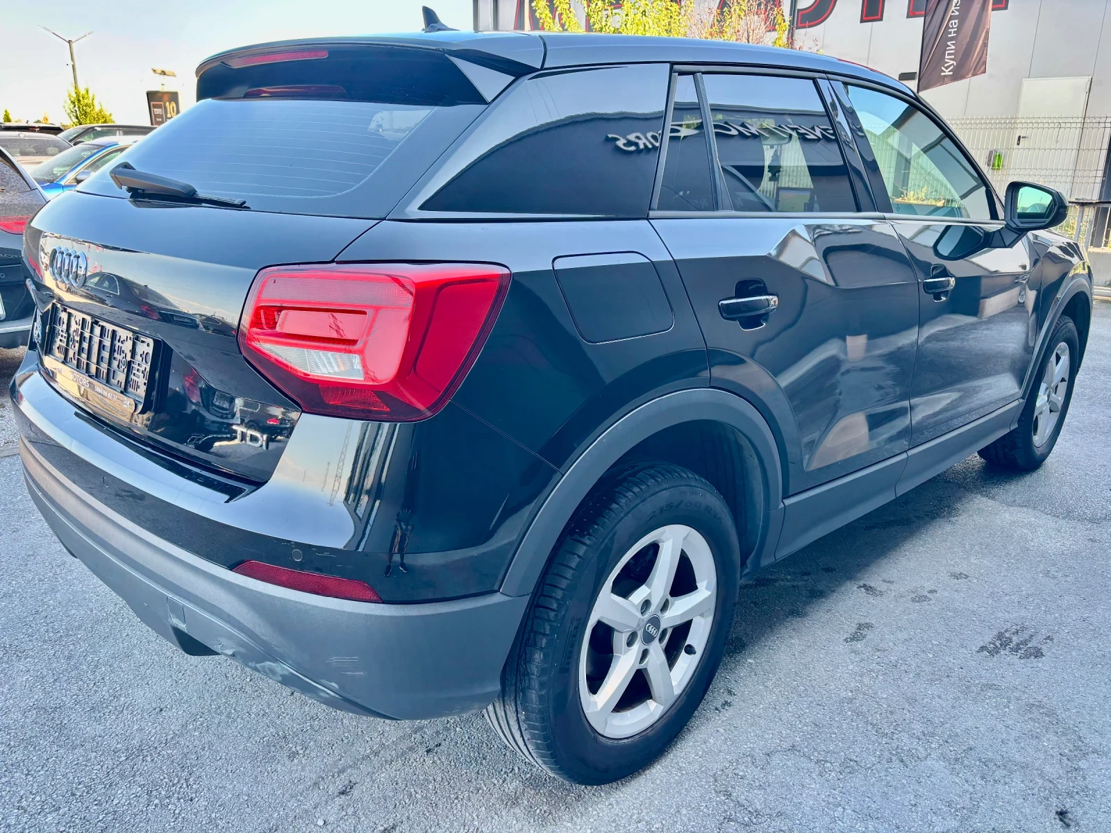 Audi Q2 1.6TDI, снимка 4 - Автомобили и джипове - 55616509