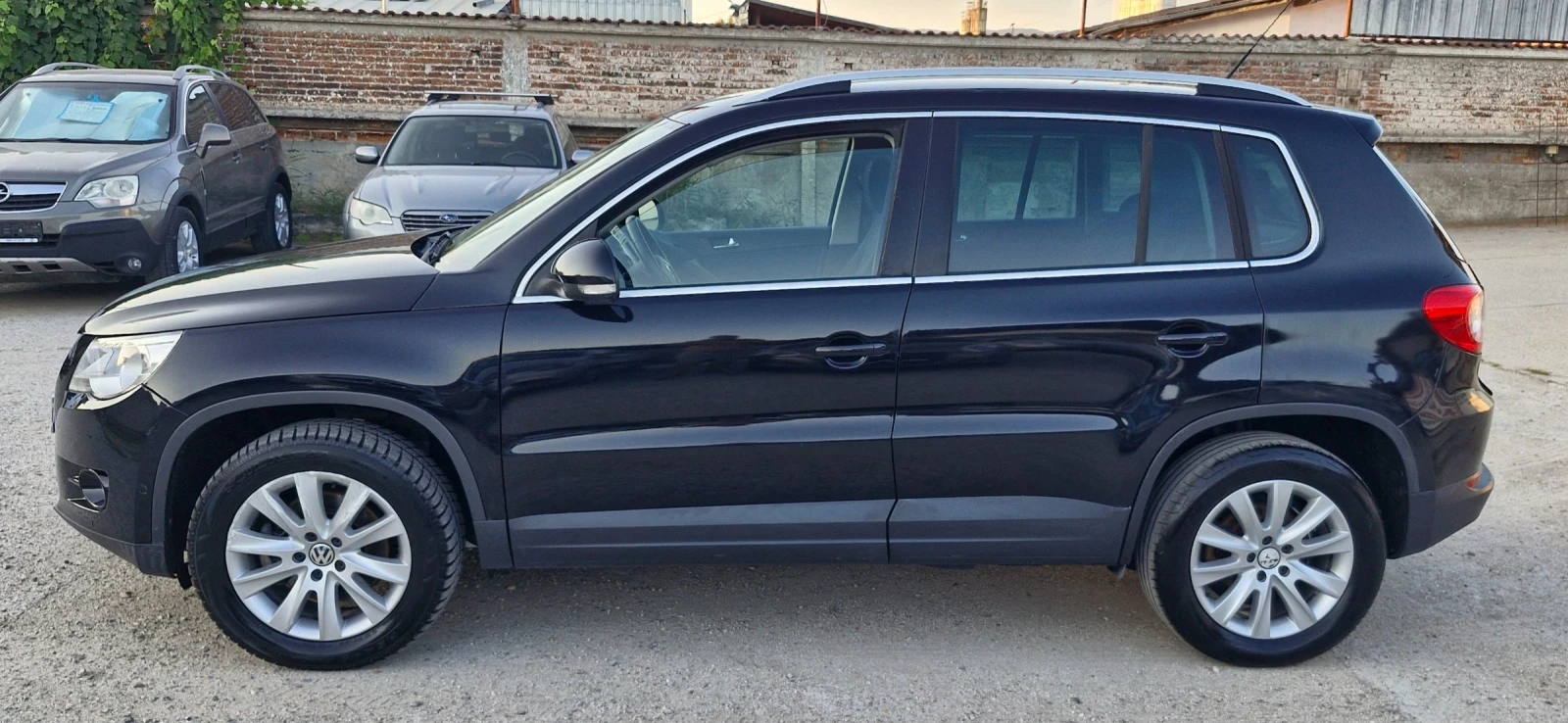 VW Tiguan 2.0tdi 170hp 4motion, снимка 5 - Автомобили и джипове - 55729342