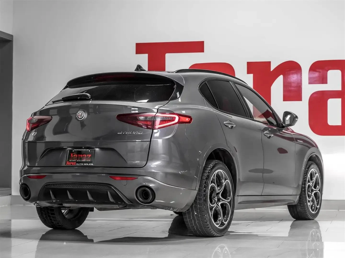 Alfa Romeo Stelvio Veloce ЦЕНА ДО БЪЛГАРИЯ АВТОКРЕДИТ, снимка 3 - Автомобили и джипове - 55930983