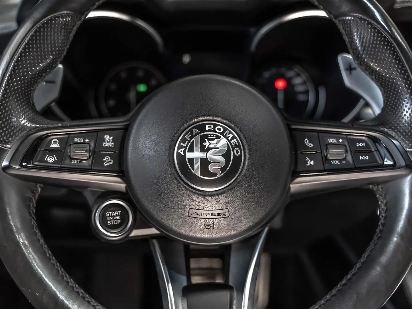 Alfa Romeo Stelvio Veloce ЦЕНА ДО БЪЛГАРИЯ АВТОКРЕДИТ, снимка 8 - Автомобили и джипове - 55930983