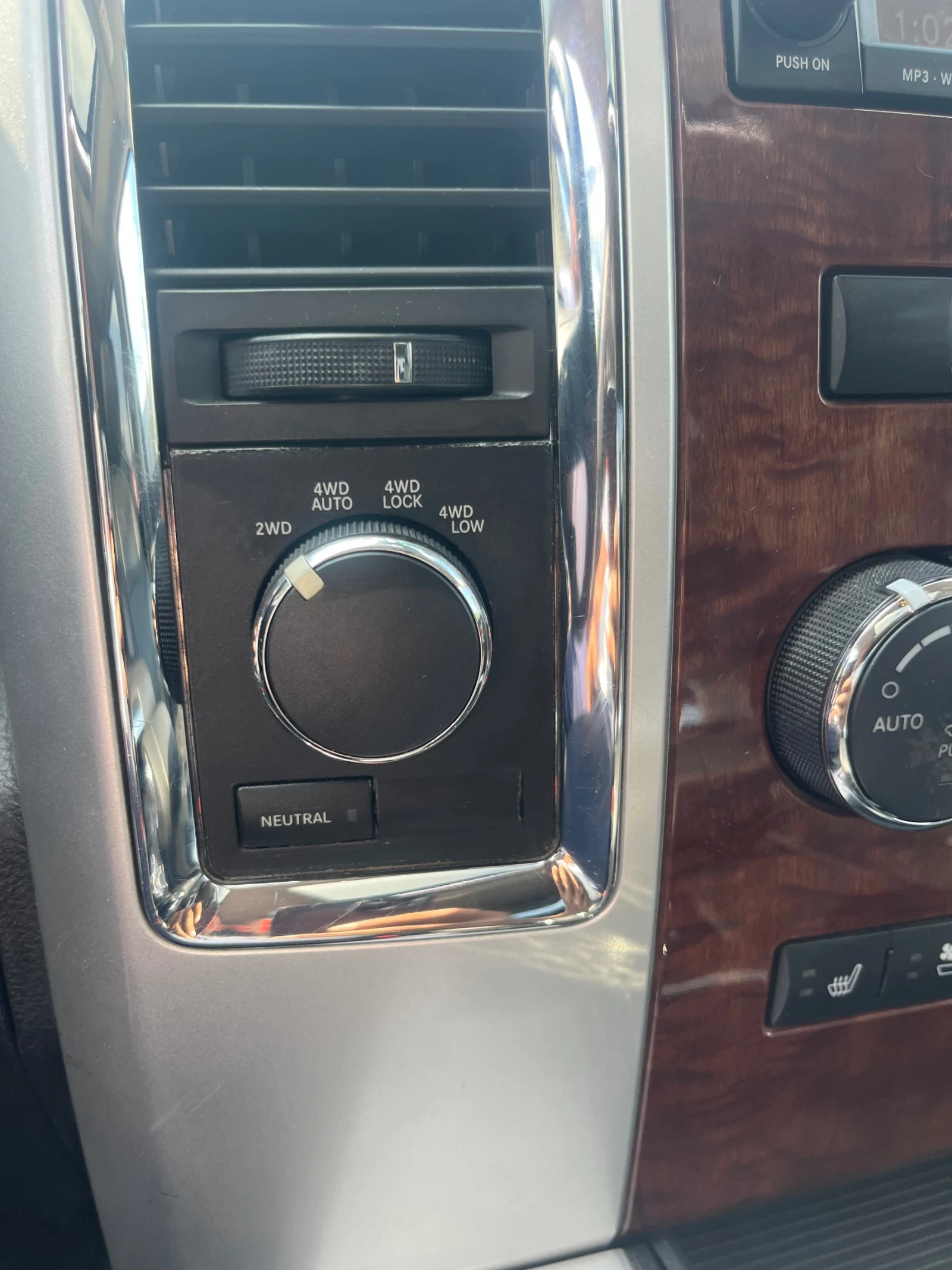 Dodge Ram 5.7 Hemi - LARAMIE - SWISS , снимка 13 - Автомобили и джипове - 56204493