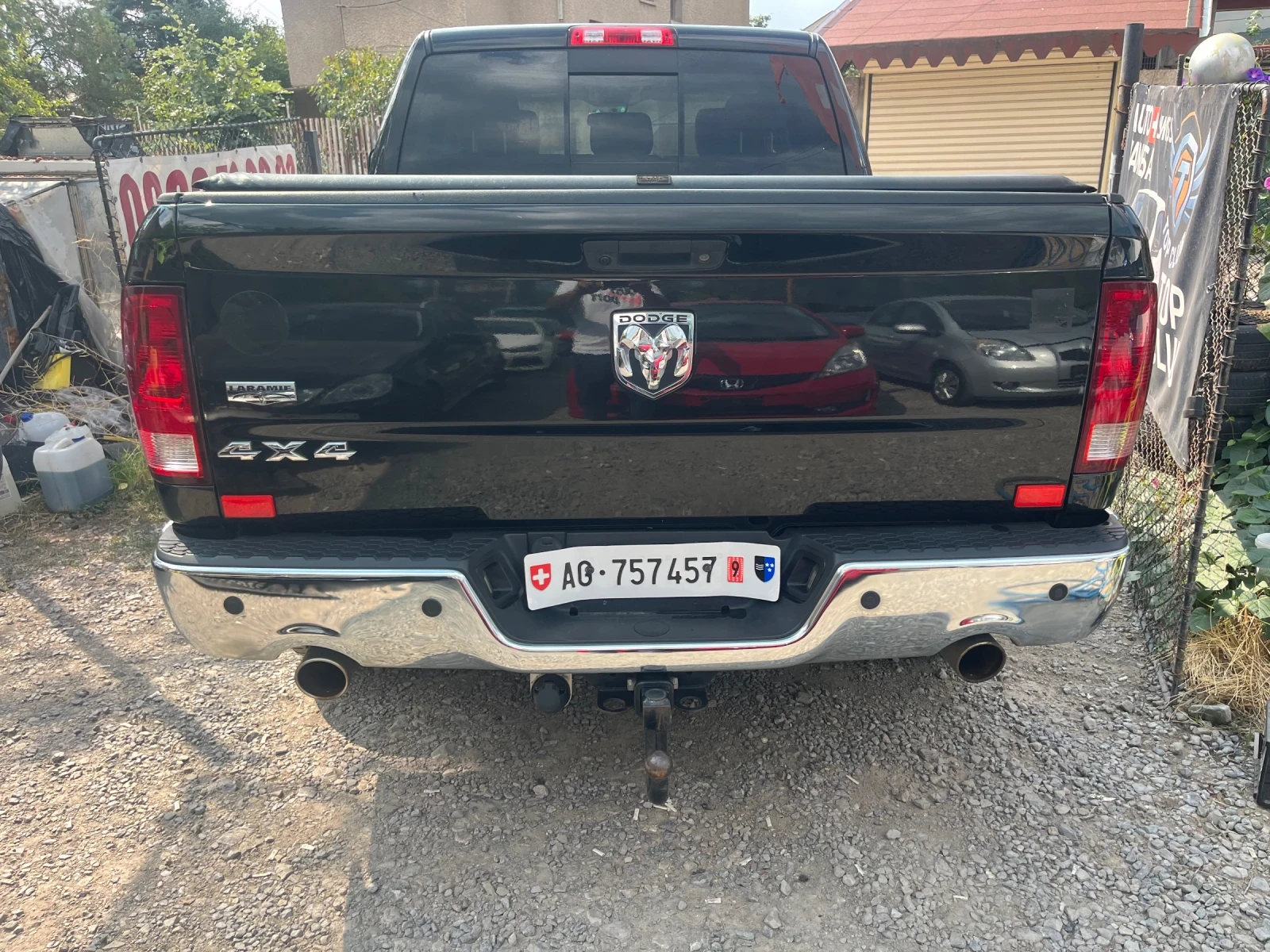 Dodge Ram 5.7 Hemi - LARAMIE - SWISS , снимка 3 - Автомобили и джипове - 56204493