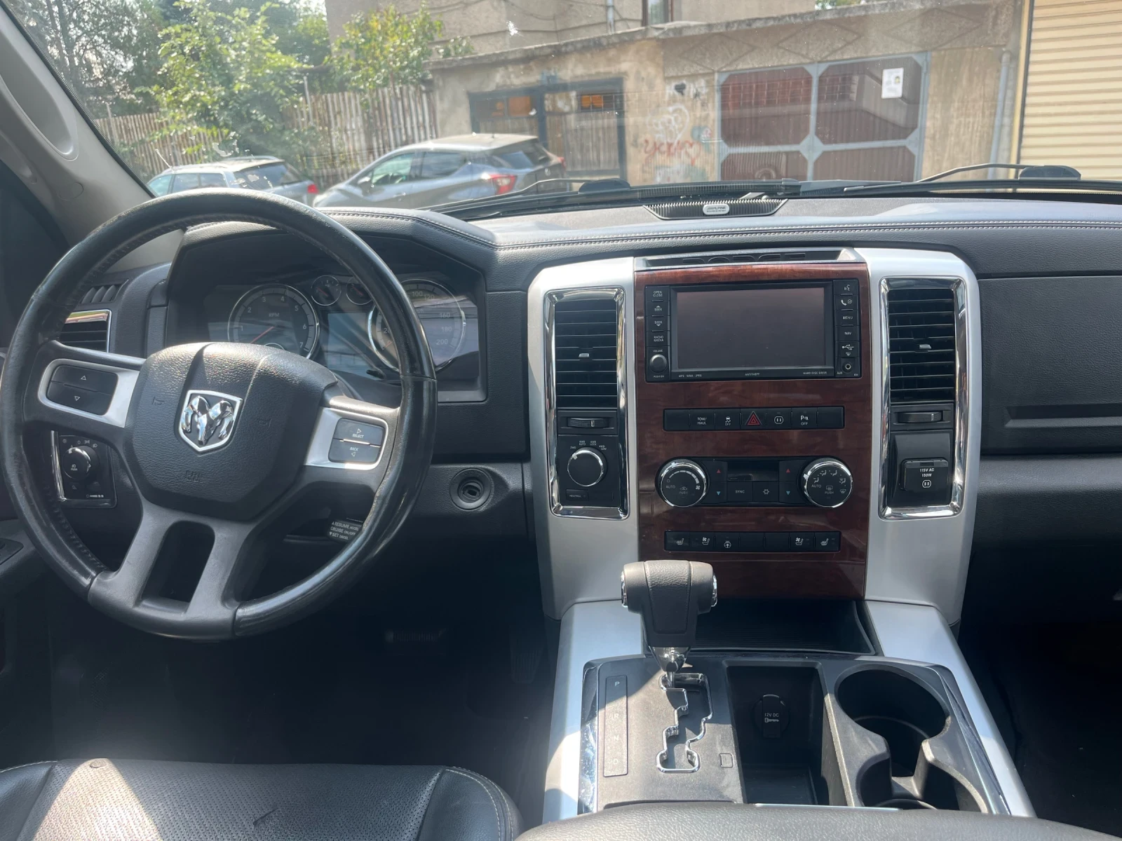 Dodge Ram 5.7 Hemi - LARAMIE - SWISS , снимка 7 - Автомобили и джипове - 56204493