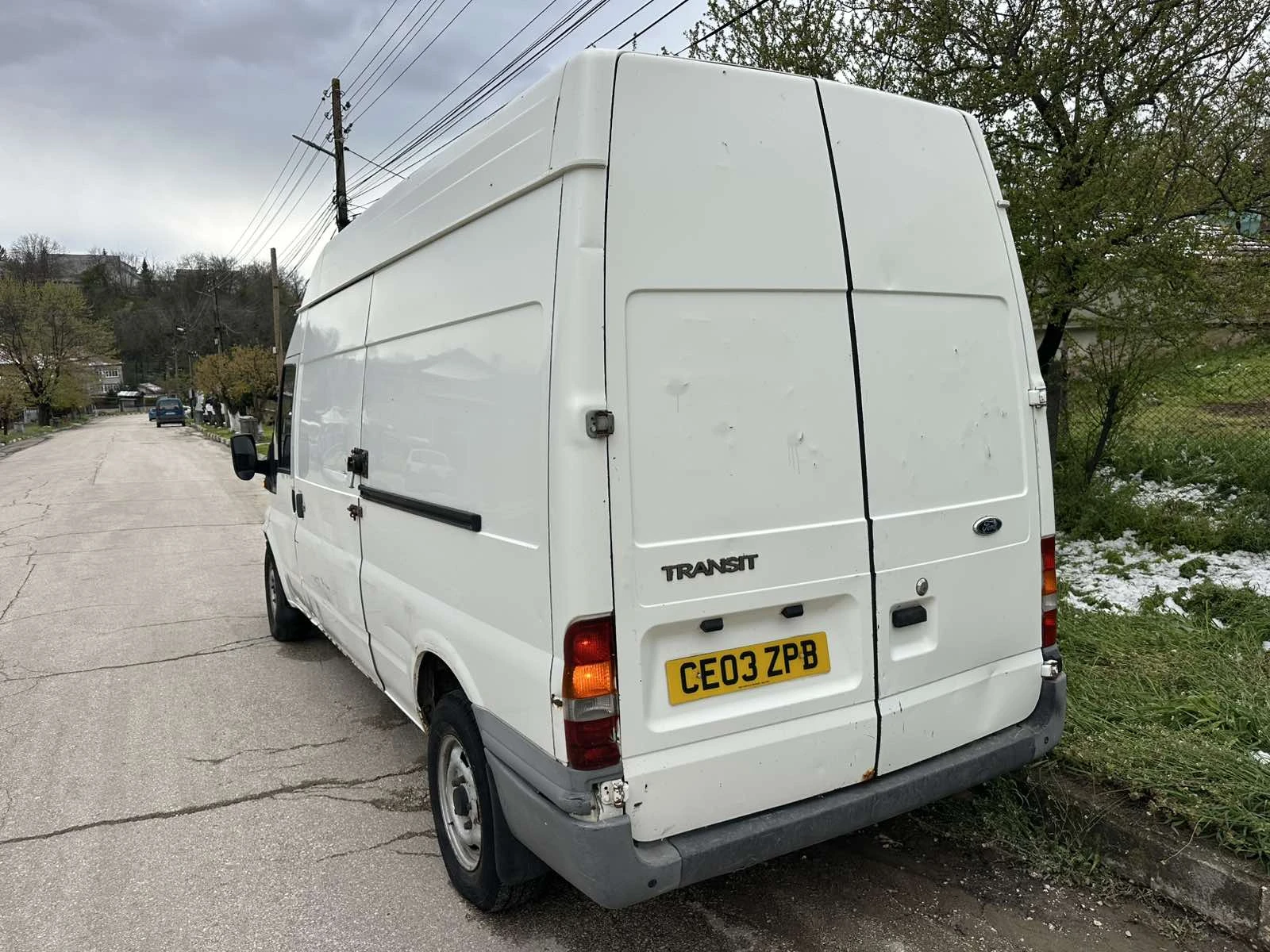 Ford Transit 2.4 - изображение 3