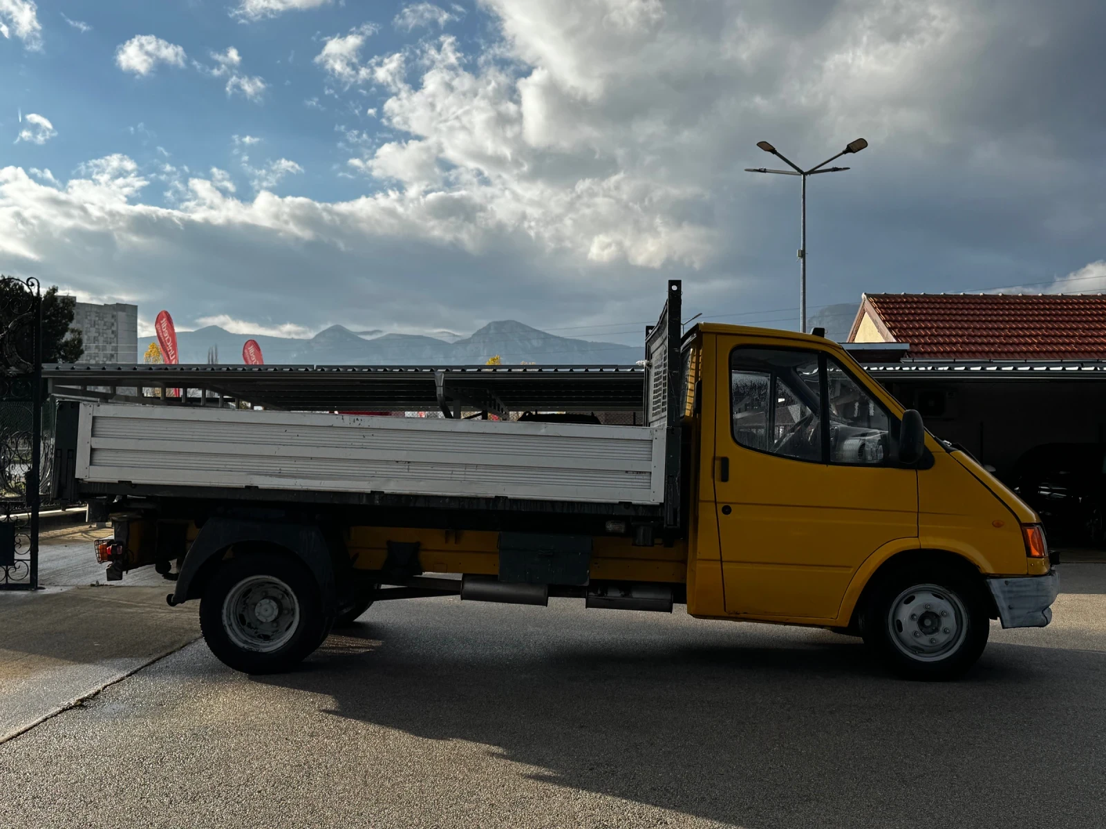 Ford Transit 2.5TD  - изображение 4