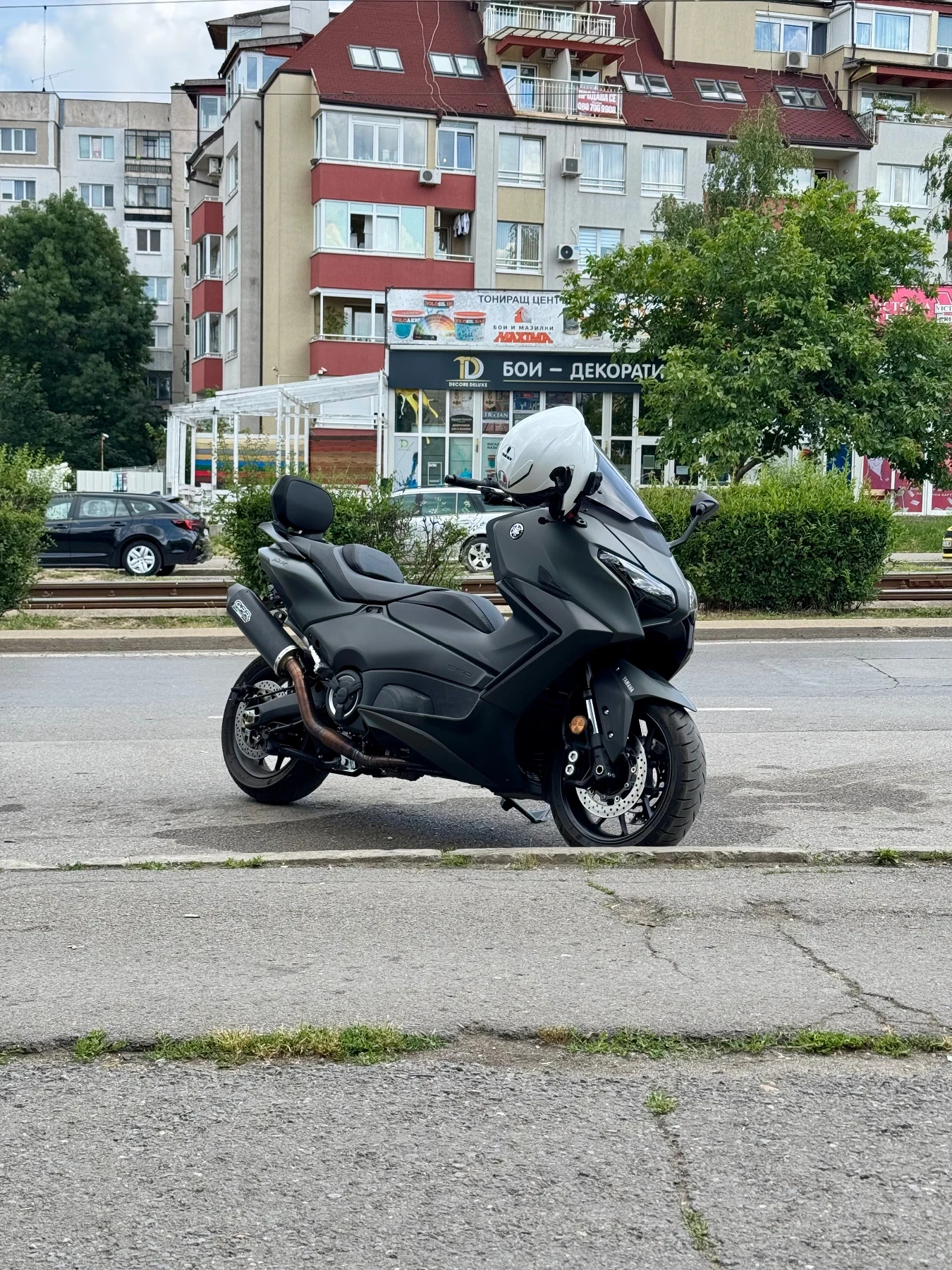 Yamaha T-max 560