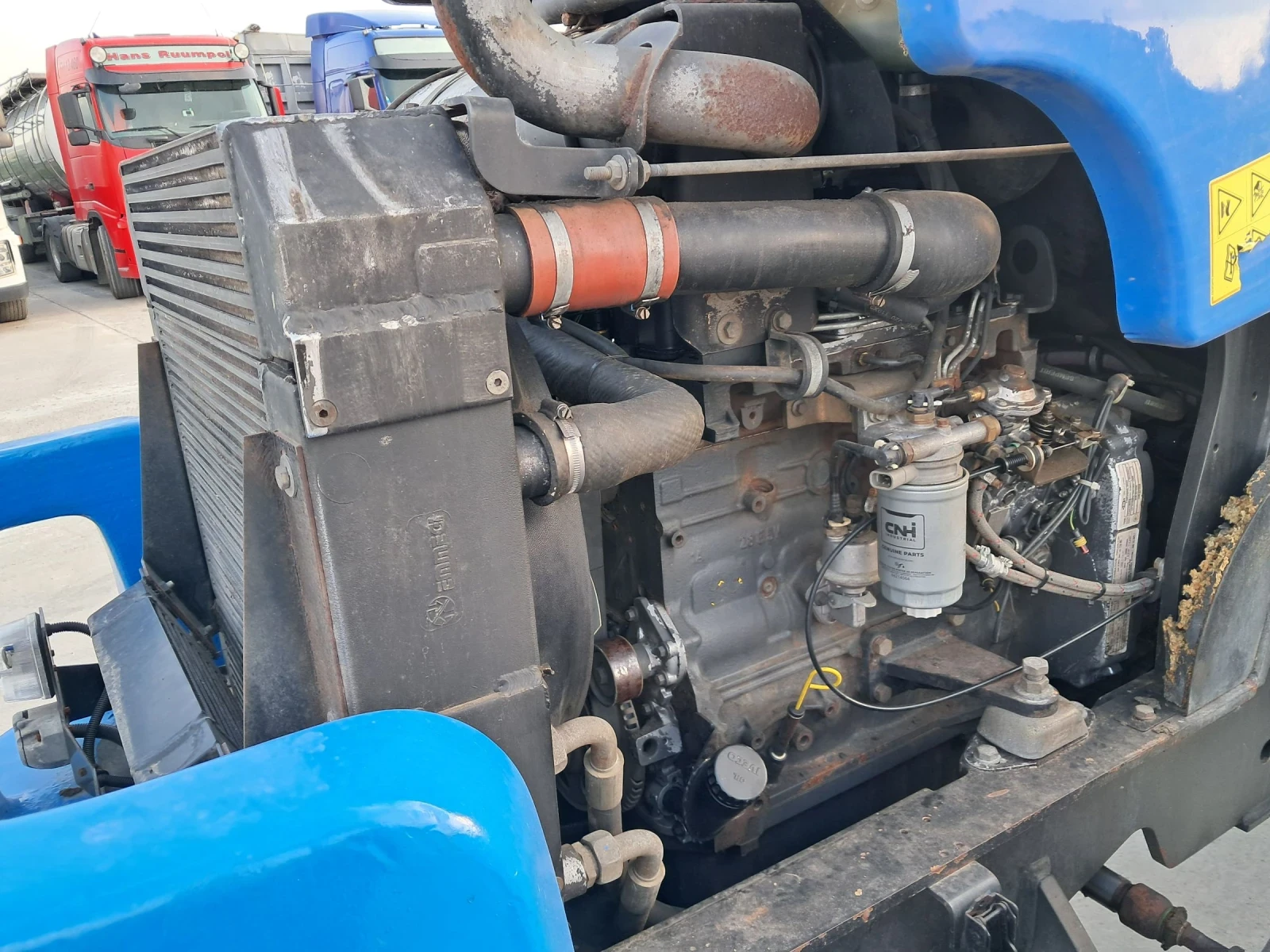 Телескопичен товарач New Holland LM 425 - изображение 9