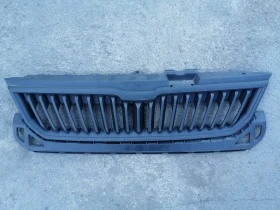 Оригинална решетка за Шкода Ситигоу 2012-2017г...1ST 853 653B...., снимка 2