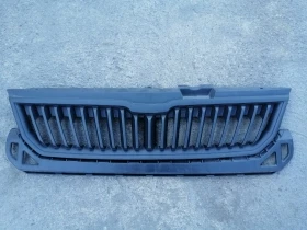 Оригинална решетка за Шкода Ситигоу 2012-2017г...1ST 853 653B...., снимка 1