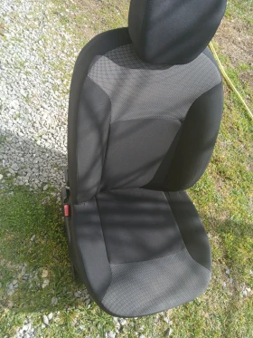 Dacia Dokker лява седалка, снимка 9