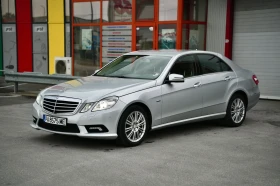 Mercedes-Benz E 350 AMG пакет* 231кс* 4Matic* Кожа* Щори* Harman Kar, снимка 1