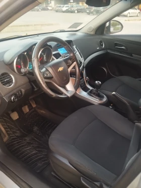 Chevrolet Cruze 1.7, снимка 8