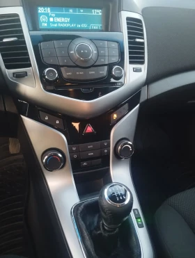 Chevrolet Cruze 1.7, снимка 12