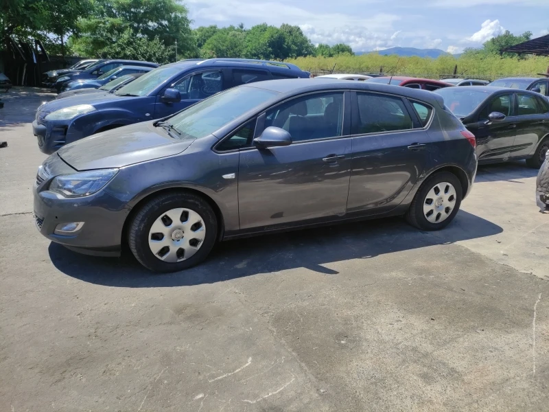 Opel Astra, снимка 3 - Автомобили и джипове - 39858196