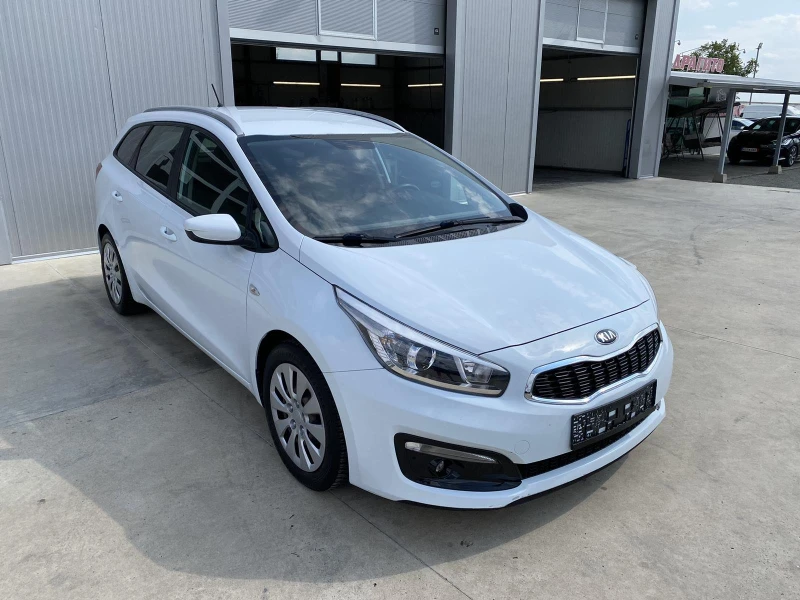 Kia Ceed 1.6 CRDI 110ps 119хл.км. 6 скорости Партроник, снимка 7 - Автомобили и джипове - 46822435